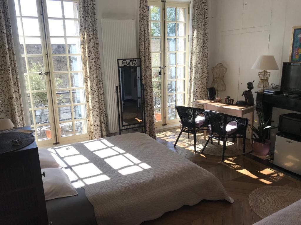 Chambre D'Hote Du Chateau Дурдан Екстериор снимка
