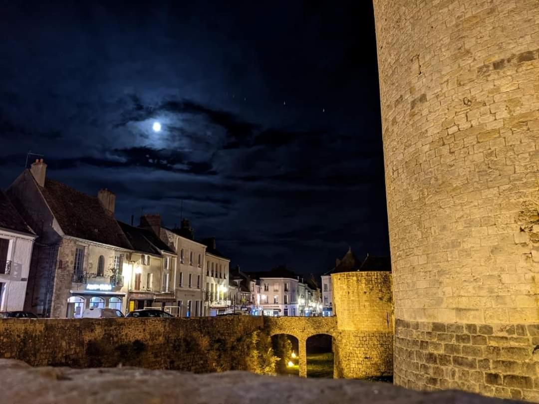 Chambre D'Hote Du Chateau Дурдан Екстериор снимка
